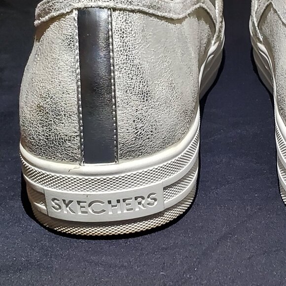 Skechers Street Women’s Sz 11 Silver Rhinestones Pearls Slip On Sneakers (801W) - Picture 5 of 8